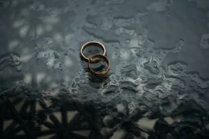 How To Navigate a Divorce with A Narcissist why do you feel like a complete loser for leaving an abusive relationship?
