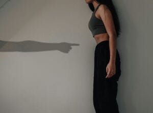 Manipulation 101: When They Undermine Your Accomplishments toxic relationships: why you think you can’t live without them?